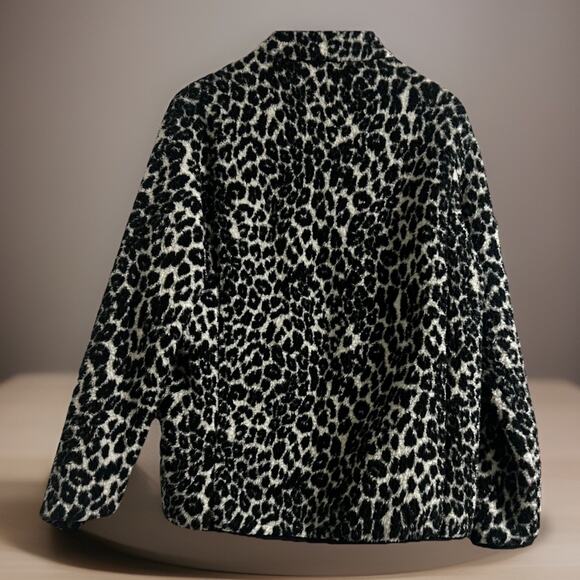 Lands End Leopard Print Zip Up Fleece Jacket with Zip Pockets Size M. - Picture 6 of 8